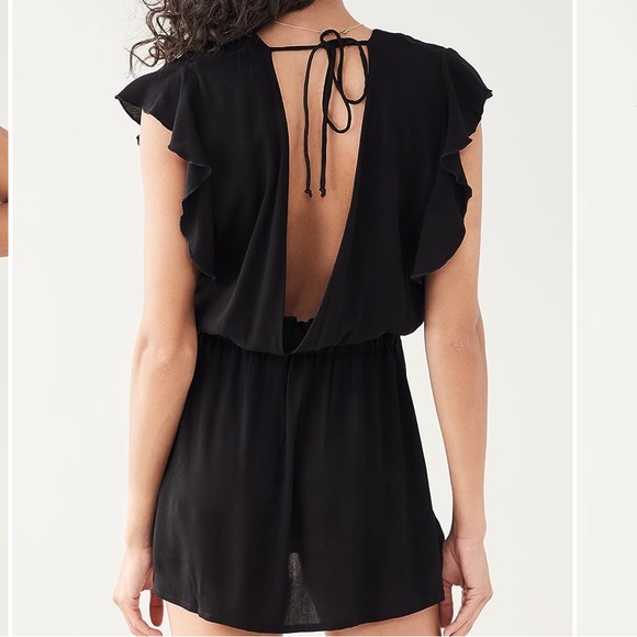 Solido Ruffle Cover Up - Picture 2 of 8